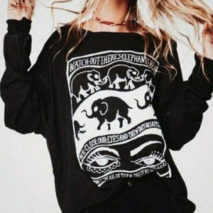 Brandy Melville Watch Out For Elephants Here Long Sleeve